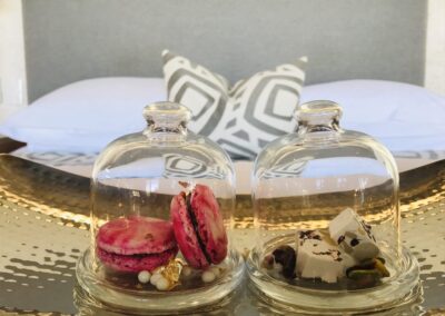 Kapama turndown treats